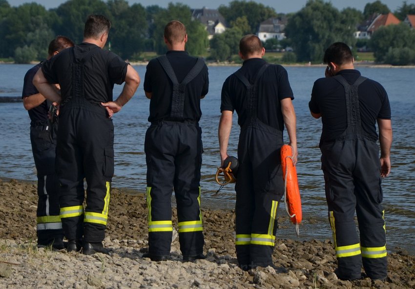 PRhein Koeln Rodenkirchen Hoehe Campingplatz P12.JPG